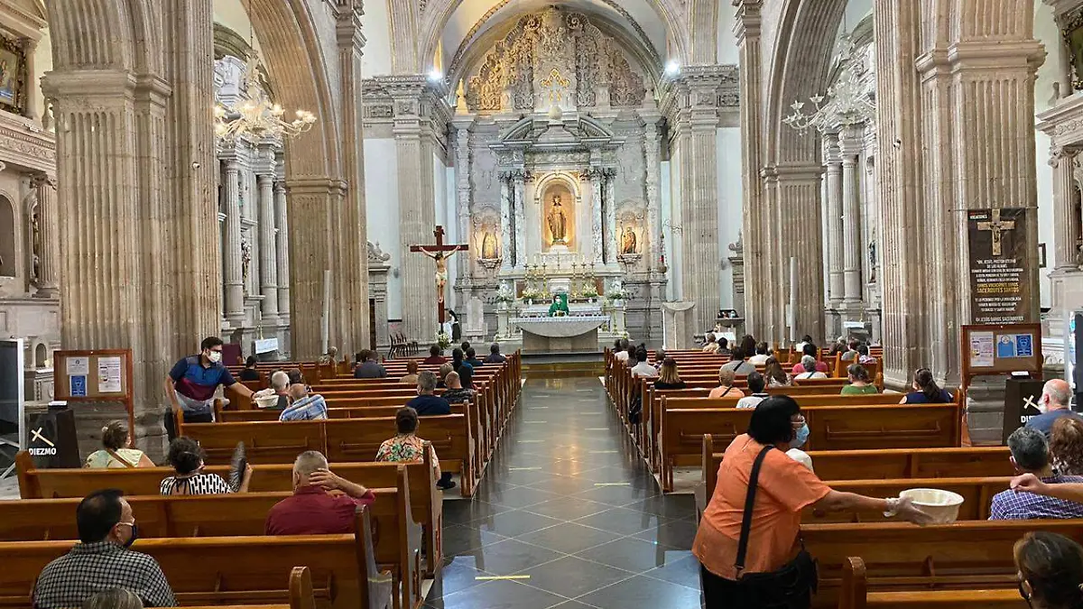 REAPERTURA DE MISAS...Catedral (3) (1)